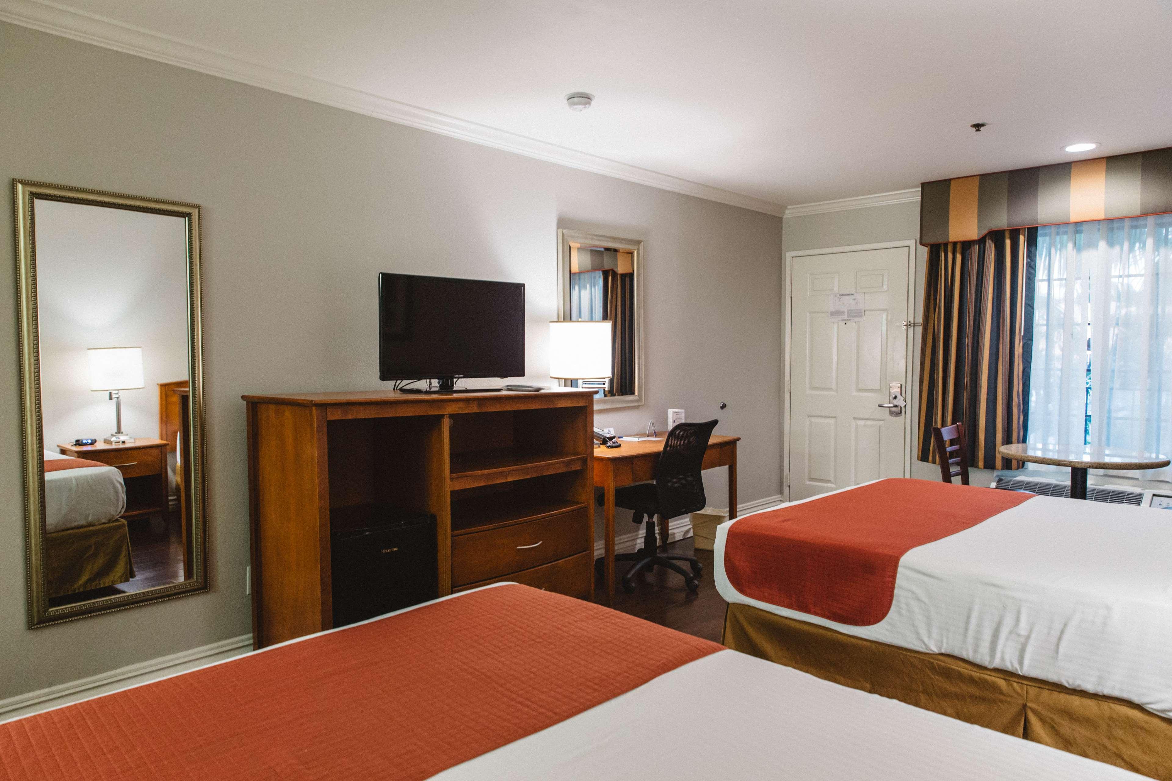 Best Western Palm Garden Inn Westminster Eksteriør billede